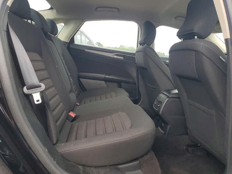 2019 FORD FUSION SE 10