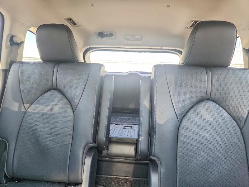 2020 TOYOTA HIGHLANDER HYBRID LIMITED 10
