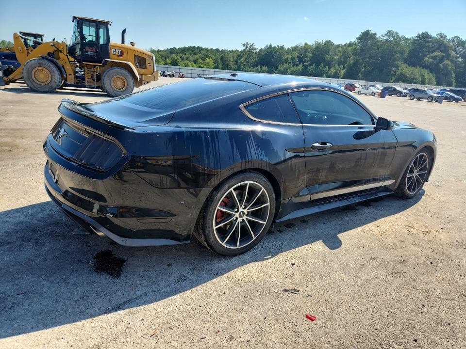 2020 FORD MUSTANG 3