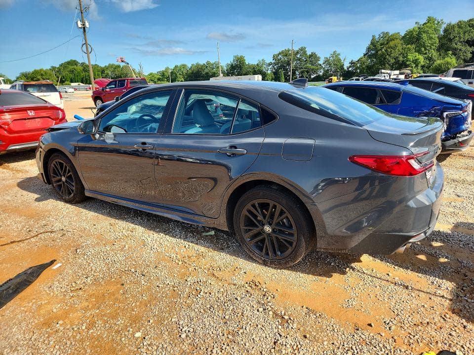 2025 TOYOTA CAMRY SE SE 2