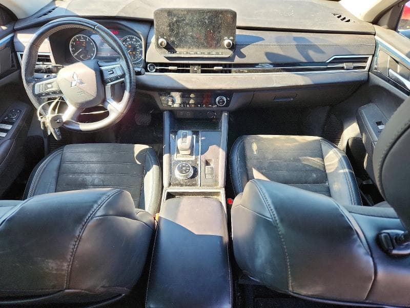 2022 MITSUBISHI OUTLANDER SE SE 8