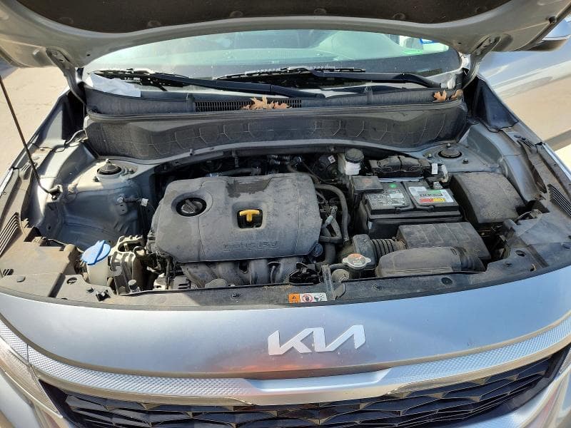 2022 KIA SELTOS S 12