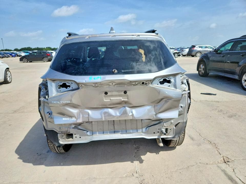 2022 KIA SELTOS S 6
