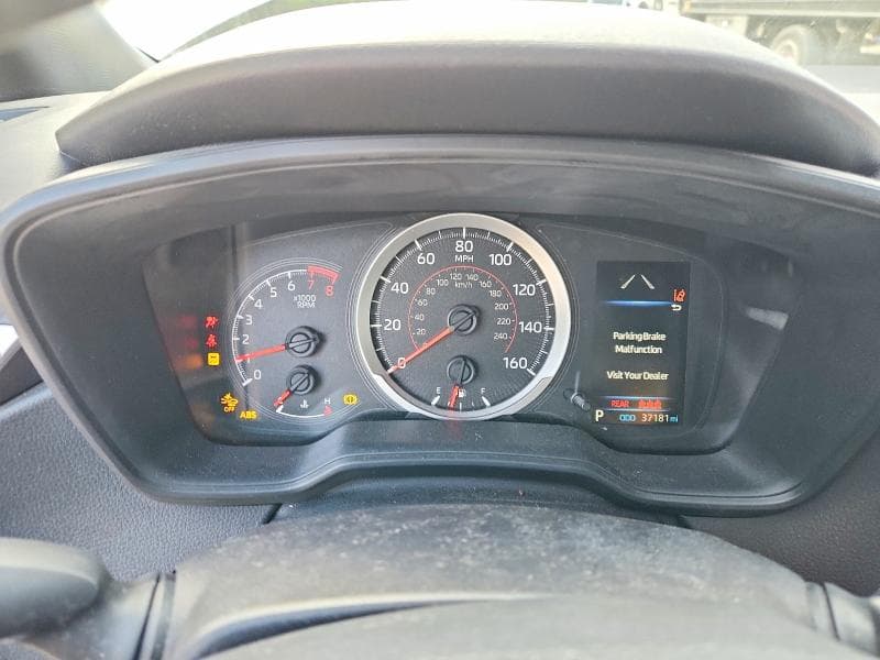 2020 TOYOTA COROLLA SE 9