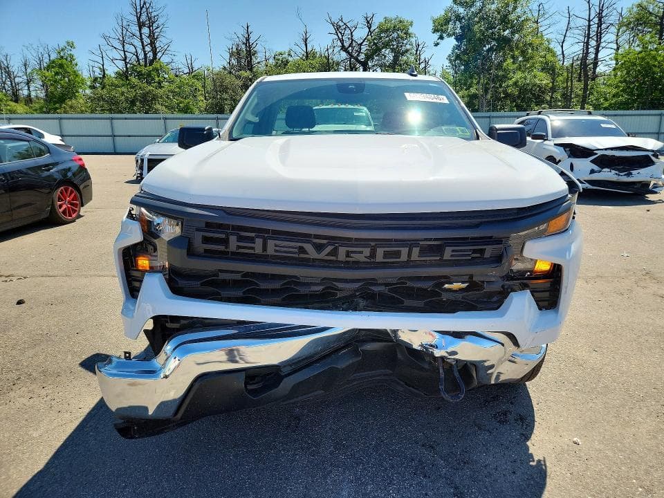 2024 CHEVROLET SILVERADO C1500 5