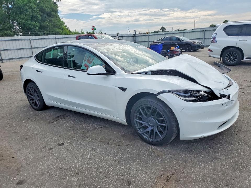 2025 TESLA MODEL 3 4