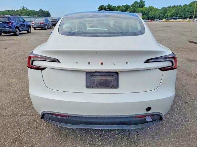 2025 TESLA MODEL 3 6