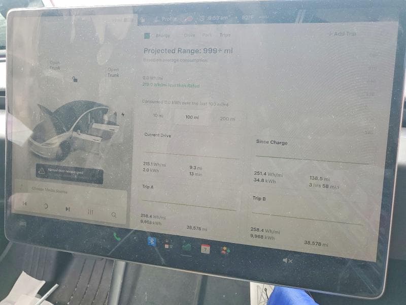 2025 TESLA MODEL 3 9