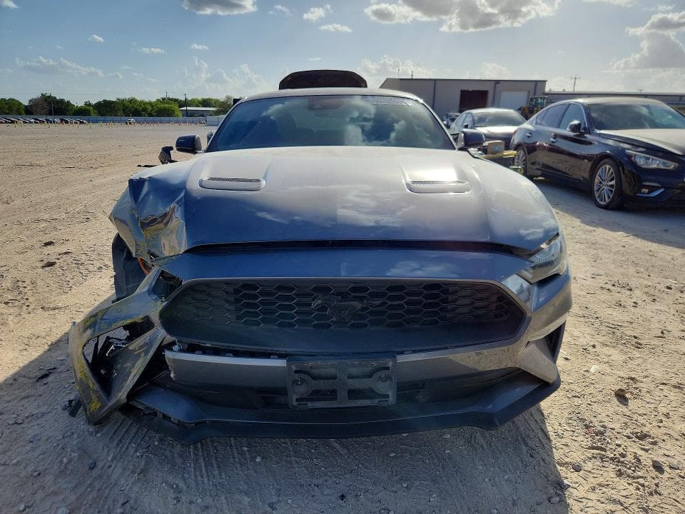 2021 FORD MUSTANG 5