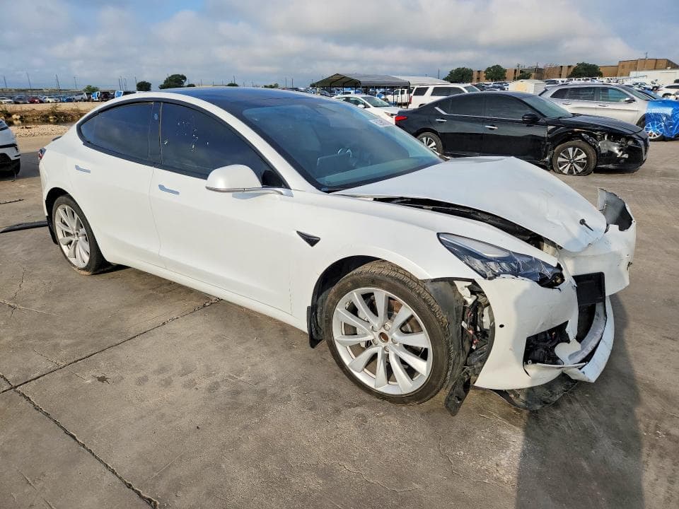 2020 TESLA MODEL 3 4