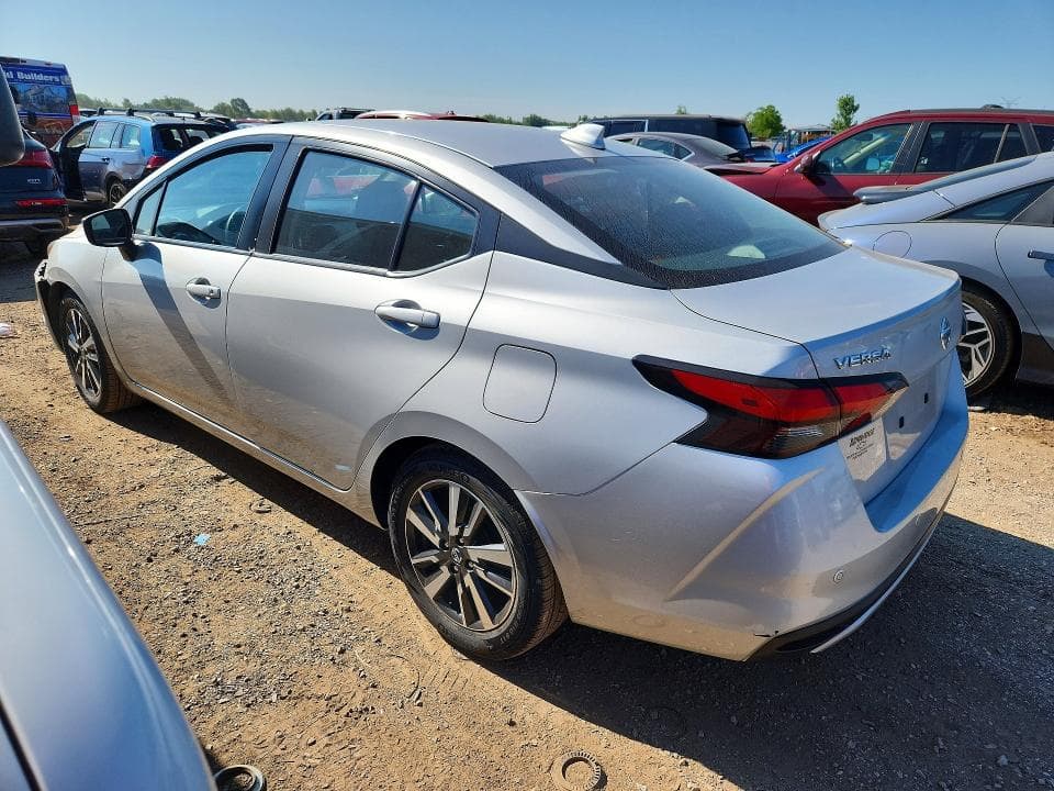 2021 NISSAN VERSA SV 2