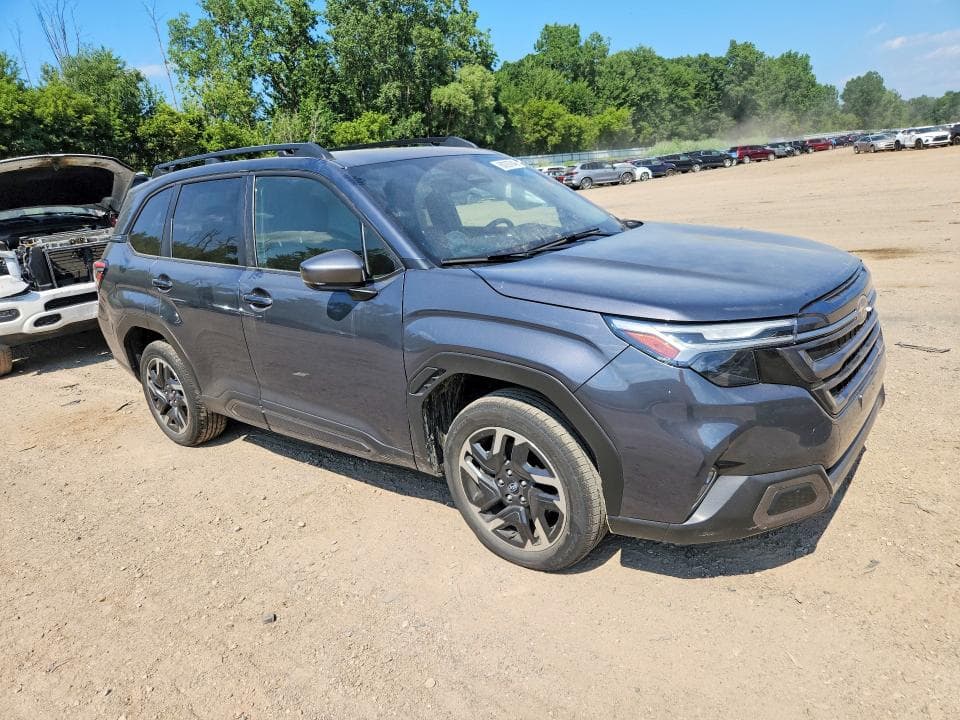 2025 SUBARU FORESTER LIMITED LIMITED 4