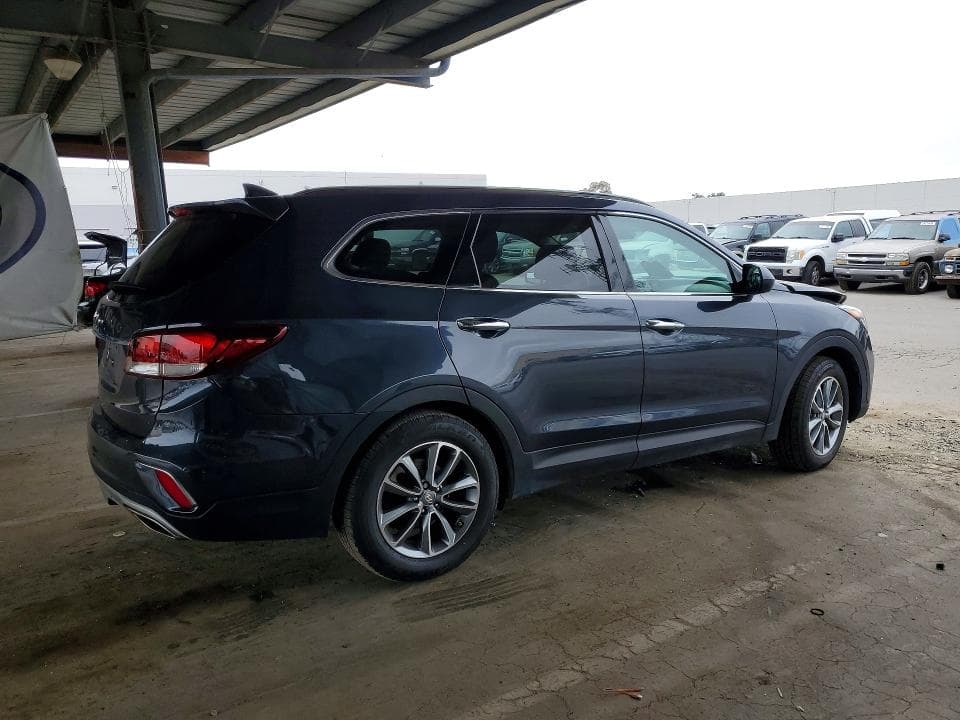 2017 HYUNDAI SANTA FE SE 3