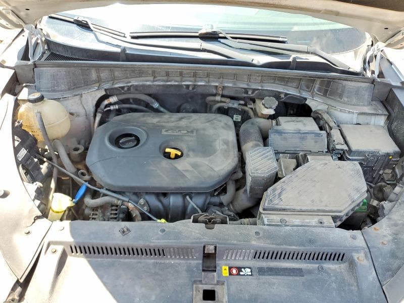 2016 HYUNDAI TUCSON SE 11