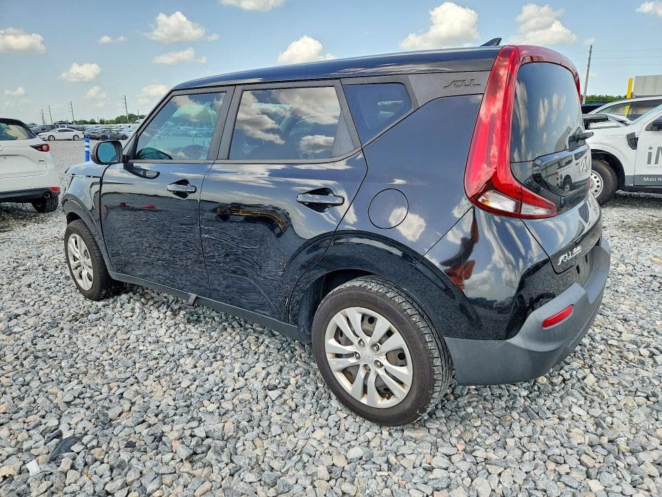 2022 KIA SOUL LX 2