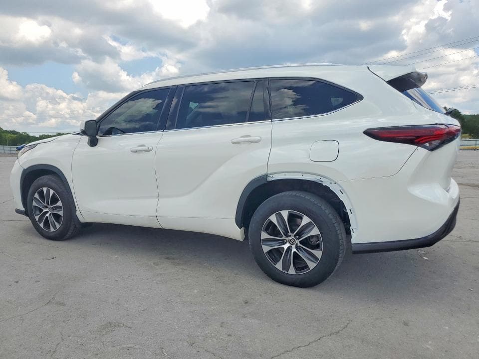 2021 TOYOTA HIGHLANDER XLE XLE 2