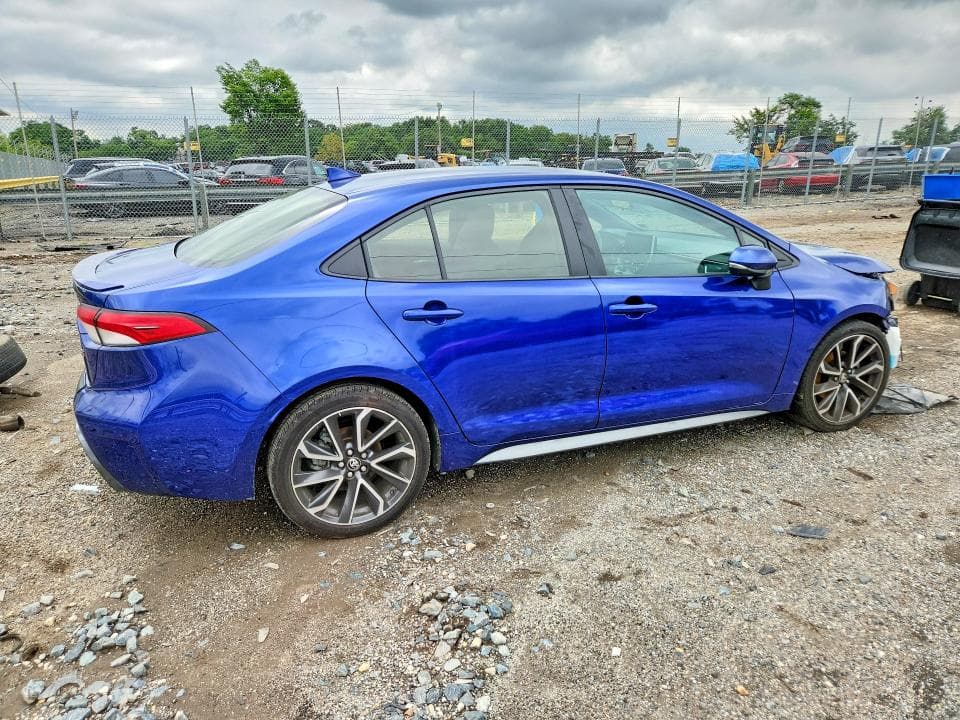 2020 TOYOTA COROLLA SE 3