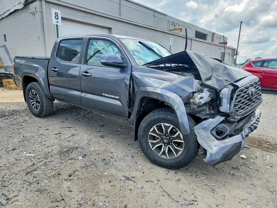 2021 TOYOTA TACOMA TRD SPORT 4