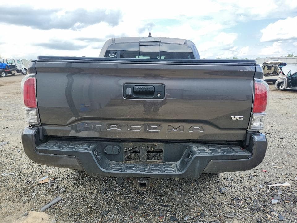 2021 TOYOTA TACOMA TRD SPORT 6