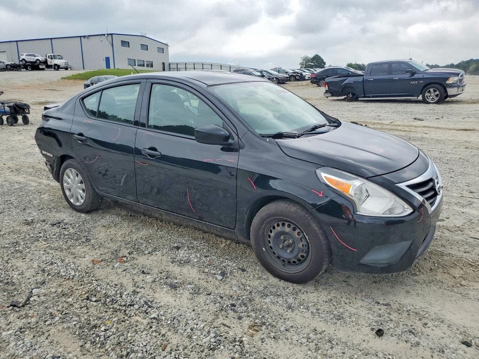 2019 NISSAN VERSA S 4