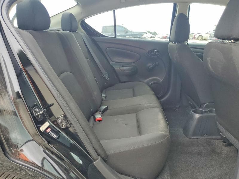 2019 NISSAN VERSA S 10