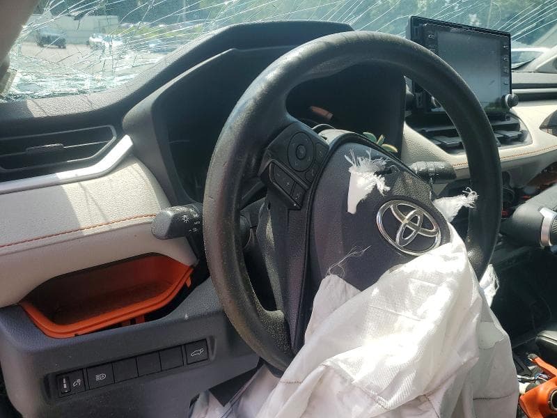 2019 TOYOTA RAV4 ADVENTURE 9