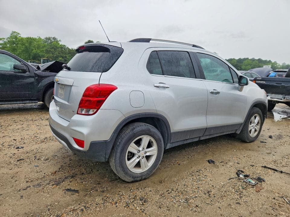 2017 CHEVROLET TRAX 1LT 3