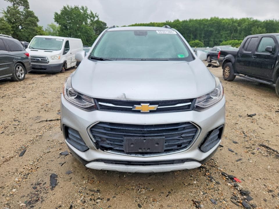 2017 CHEVROLET TRAX 1LT 5
