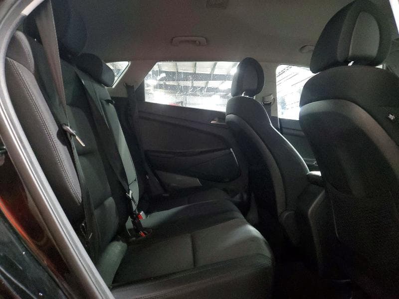 2017 HYUNDAI TUCSON SE SE 11