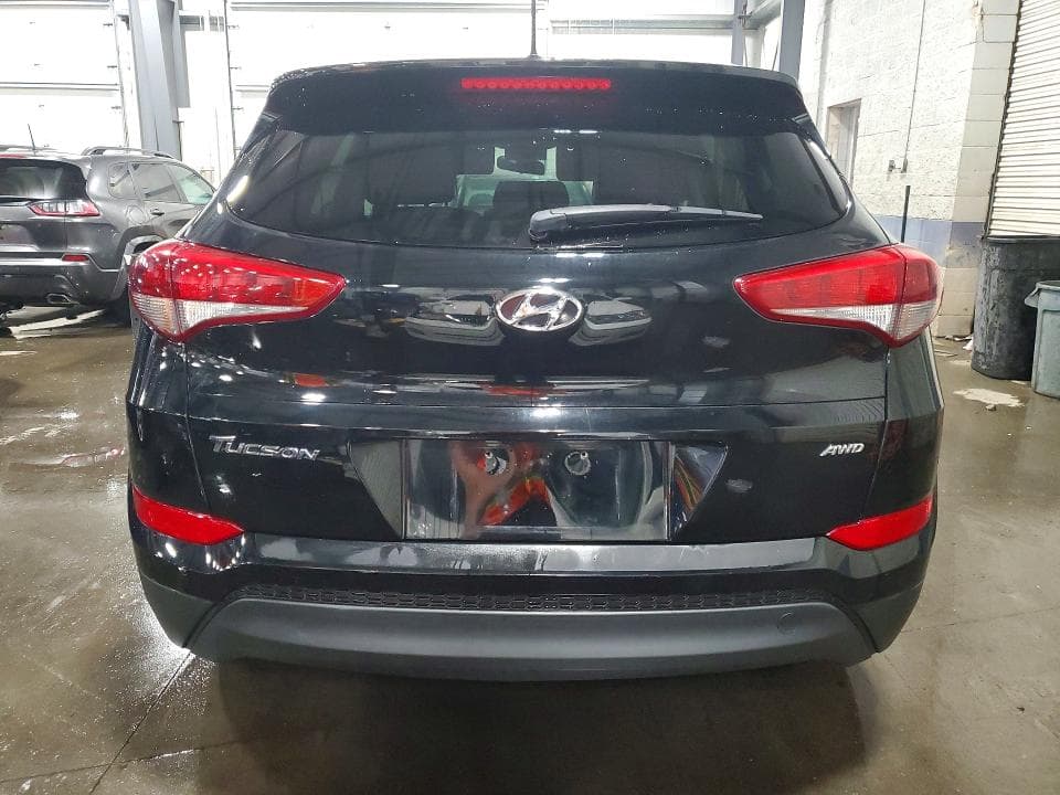 2017 HYUNDAI TUCSON SE SE 6