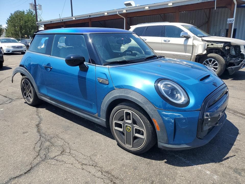 2022 MINI COOPER SE 4