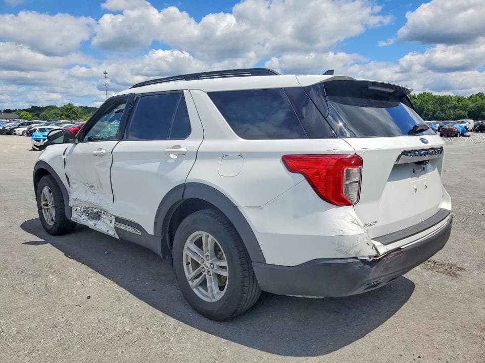 2021 FORD EXPLORER XLT 2