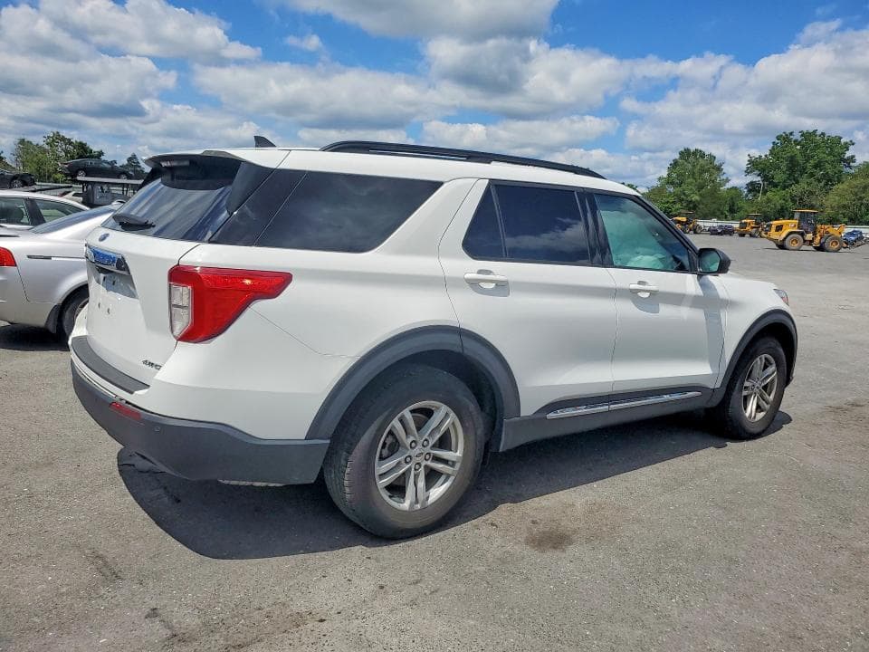 2021 FORD EXPLORER XLT 3