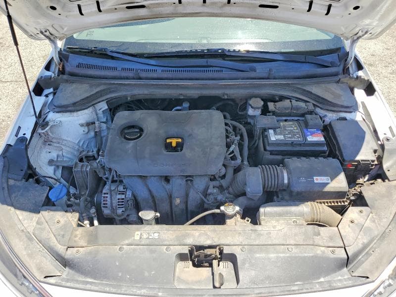 2019 HYUNDAI ELANTRA SE 11