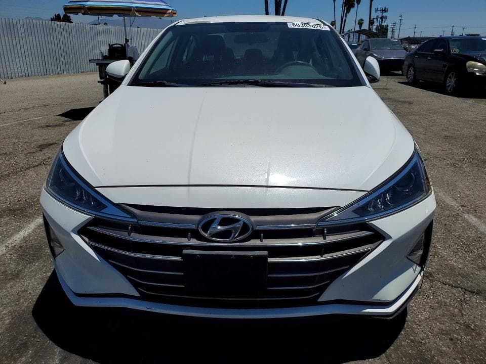 2019 HYUNDAI ELANTRA SE 5