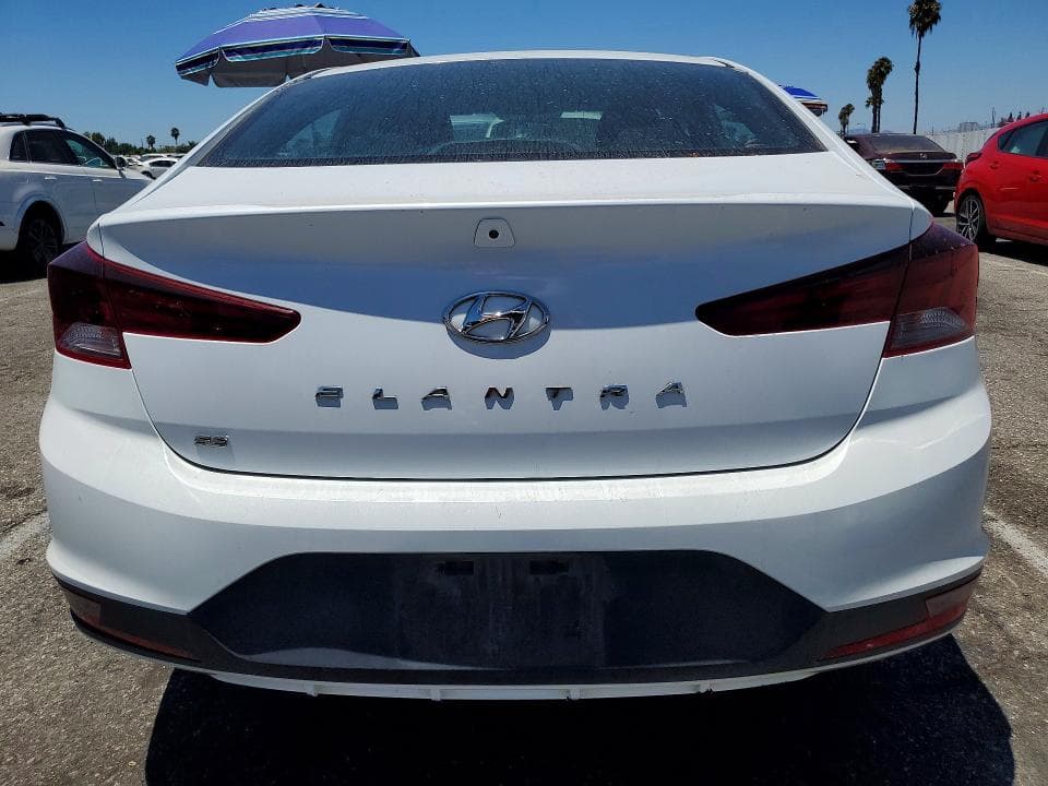 2019 HYUNDAI ELANTRA SE 6