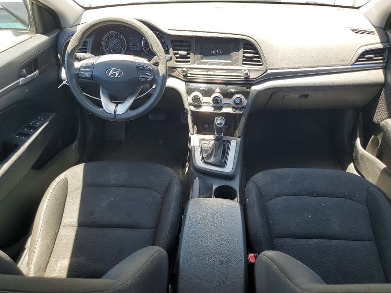2019 HYUNDAI ELANTRA SE 8