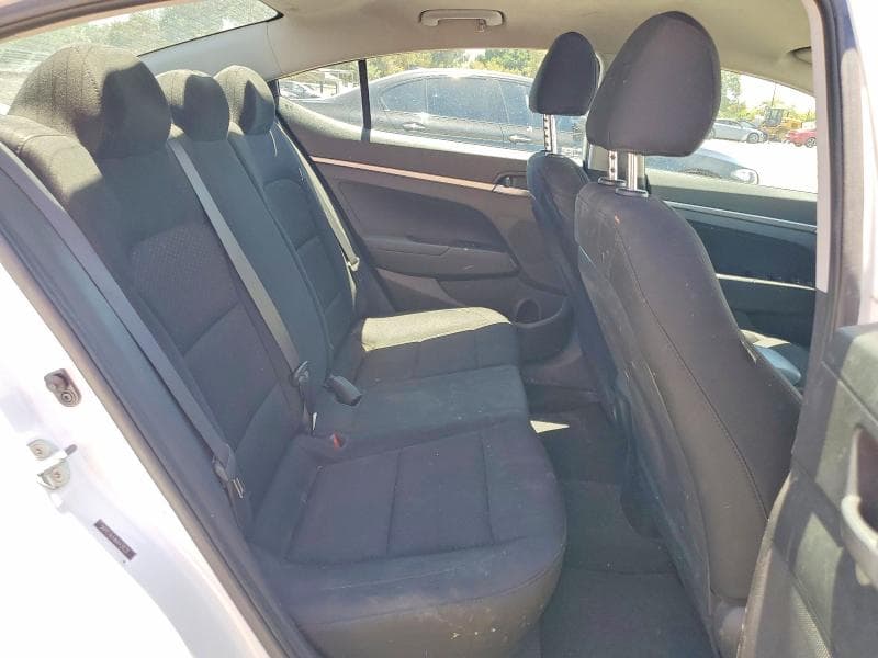 2019 HYUNDAI ELANTRA SE 10