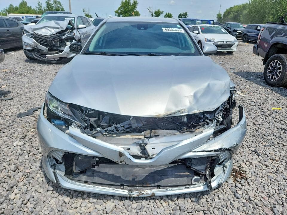 2019 TOYOTA CAMRY SE SE 5