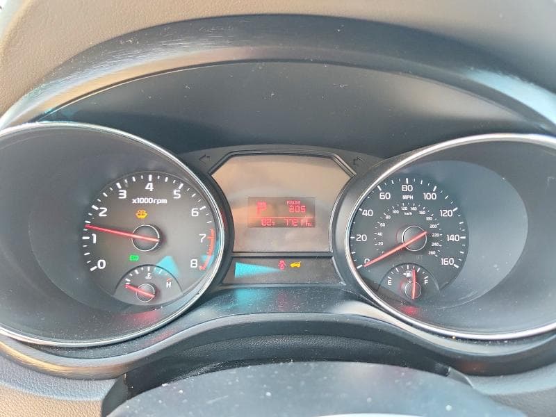 2018 KIA SEDONA LX 9