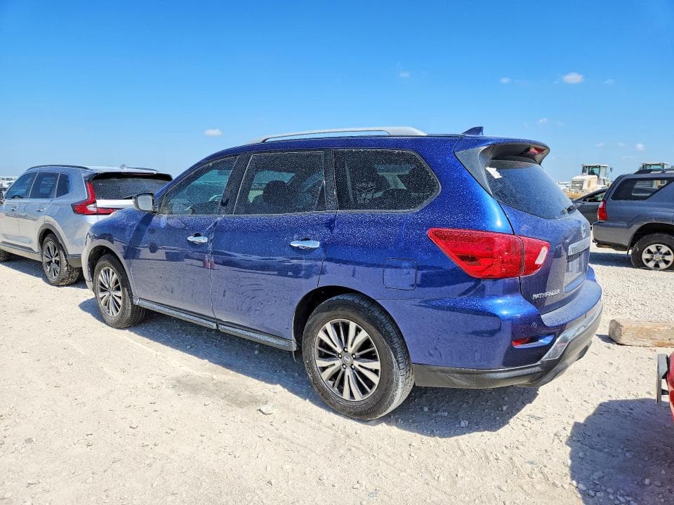 2020 NISSAN PATHFINDER SV 2