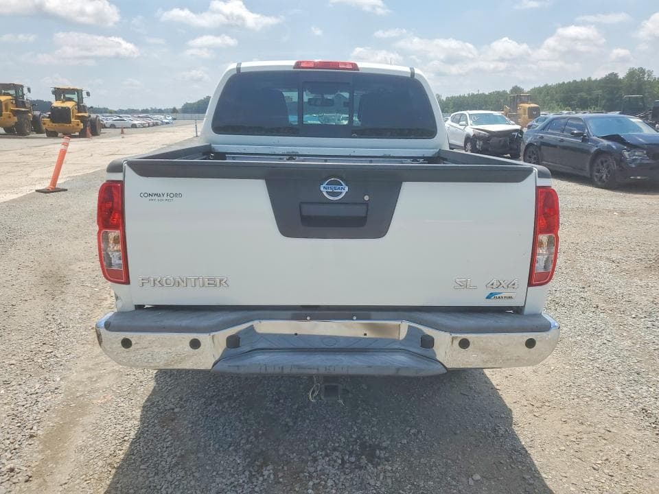 2017 NISSAN FRONTIER SL 6