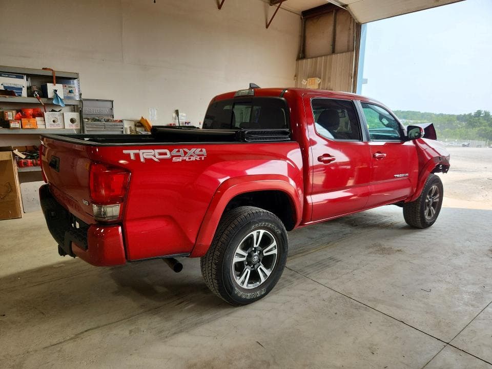 2017 TOYOTA TACOMA TRD SPORT 3