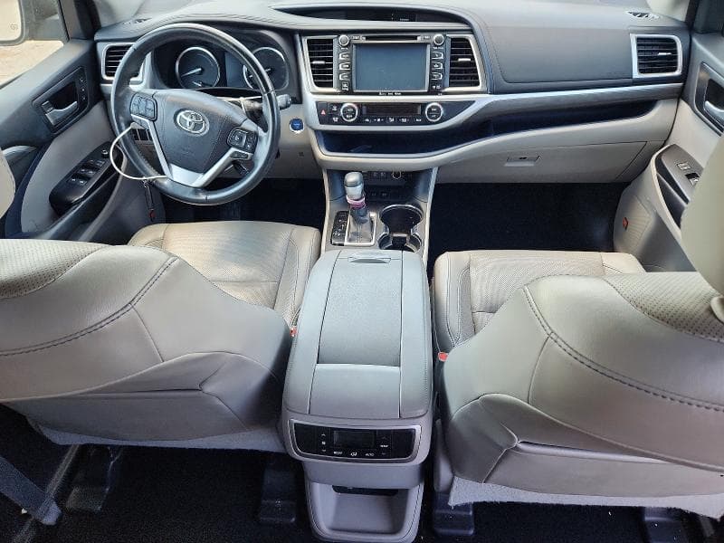 2017 TOYOTA HIGHLANDER HYBRID LIMITED LIMITED 8