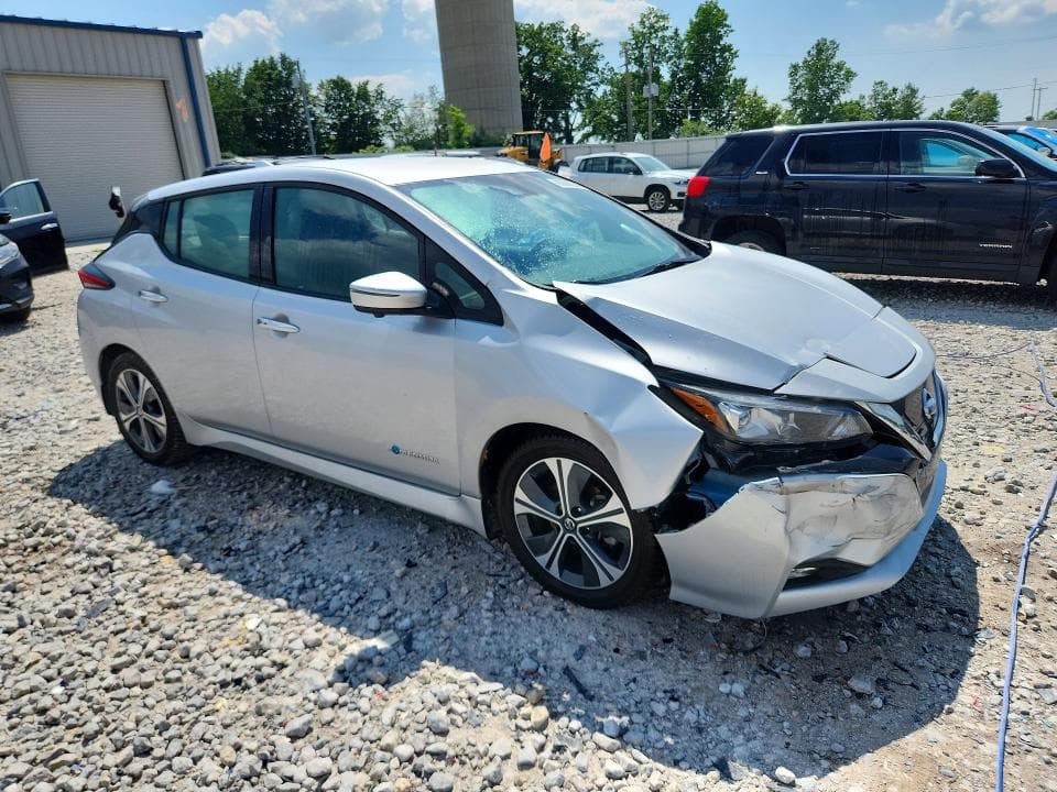 2019 NISSAN LEAF SL 4