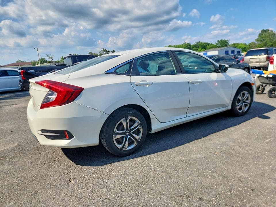 2018 HONDA CIVIC LX 3