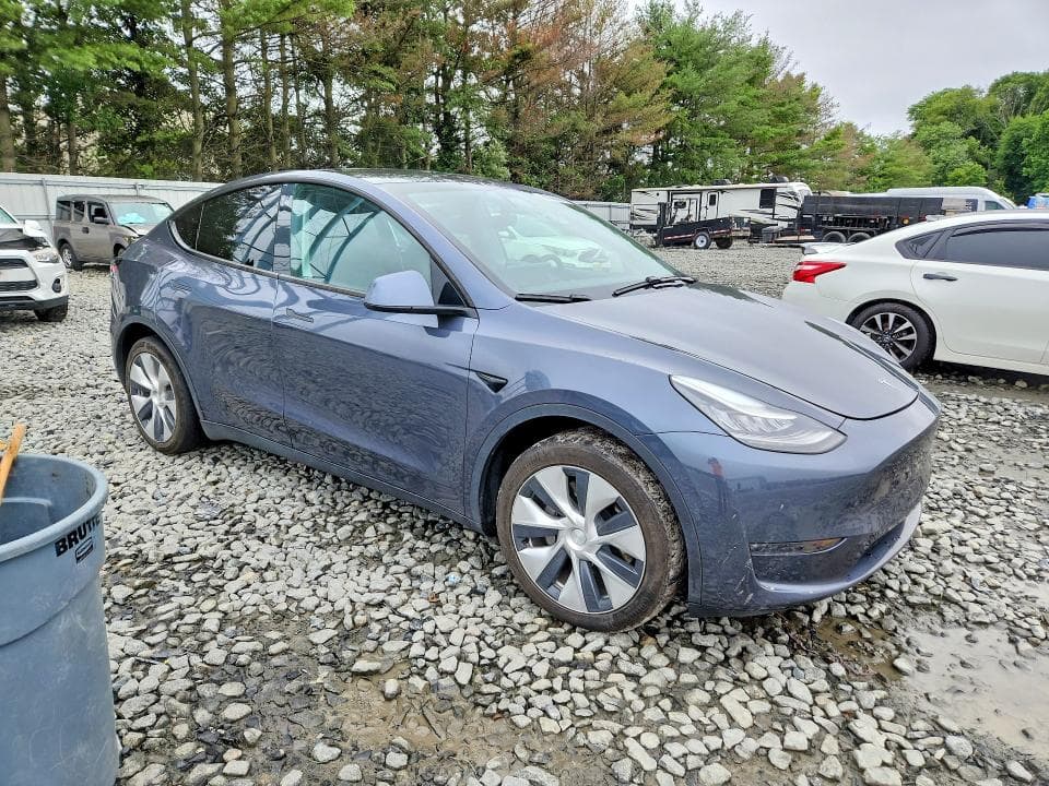 2020 TESLA MODEL Y 4