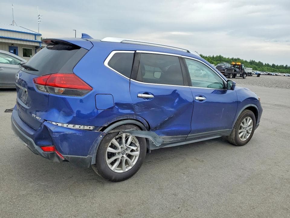 2018 NISSAN ROGUE SV 3