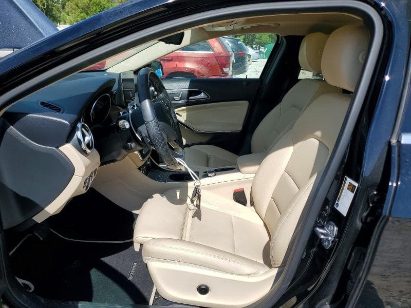 2019 MERCEDES-BENZ GLA 250 250 7