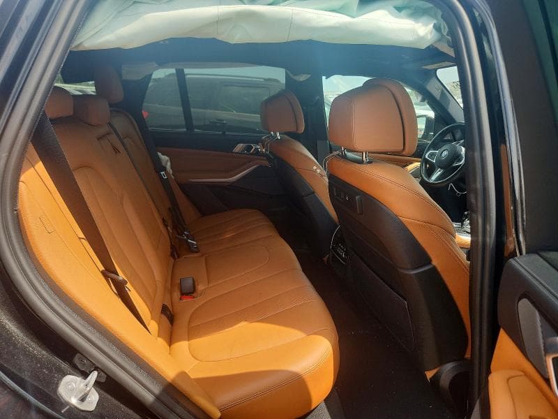 2022 BMW X5 M50I 10